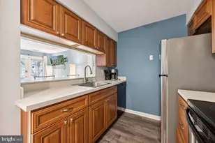 6025 Rock Glen Dr, Elkridge, MD 21075 - Photo 13