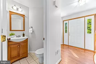 8382 Glenmar Rd, Ellicott City, MD 21043 - Photo 17