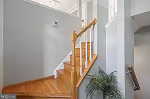 8205 Tall Trees Ct E, Ellicott City, MD 21043 - Photo 3