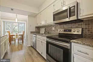 8205 Tall Trees Ct E, Ellicott City, MD 21043 - Photo 7