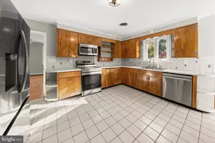 12775 Frederick Rd, West Friendship, MD 21794 - Photo 17