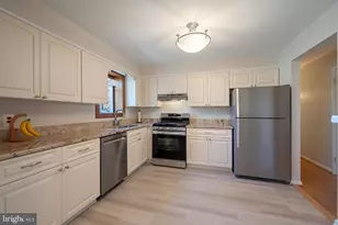 6725 Pine Dr, Columbia, MD 21046 - Photo 23