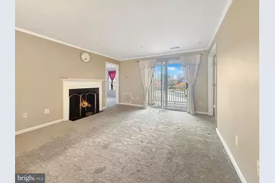 9060 Gracious End Court #201, Columbia, MD 21046 - Photo 3