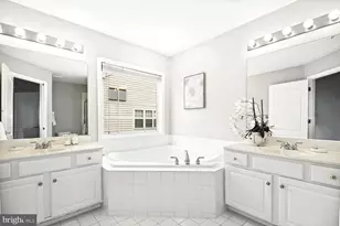 10258 Rutland Round Rd, Columbia, MD 21044 - Photo 15
