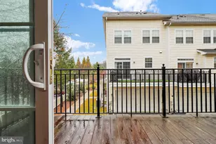 5846 Donovan Ln, Ellicott City, MD 21043 - Photo 5