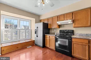 8871 Manahan Dr, Ellicott City, MD 21043 - Photo 7