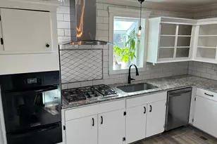 10185 Green Clover Dr, Ellicott City, MD 21042 - Photo 15