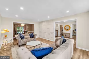 7803 Breakstone Ct, Ellicott City, MD 21043 - Photo 5