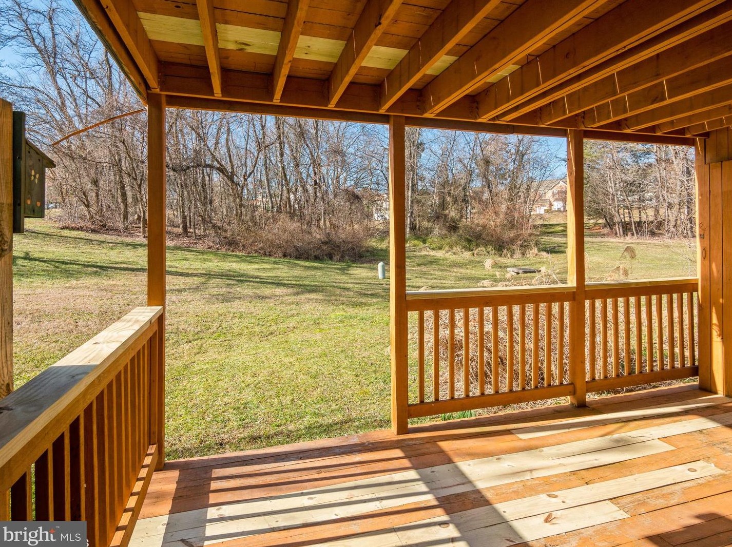 8103 Wooded Glen Ct, Ellicott MD 21043-6941 exterior