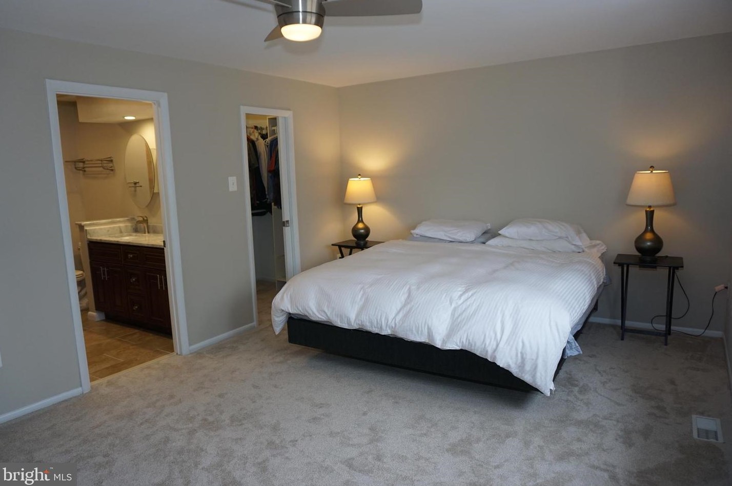 11916 New Country Ln, Columbia MD 21044-4405 exterior