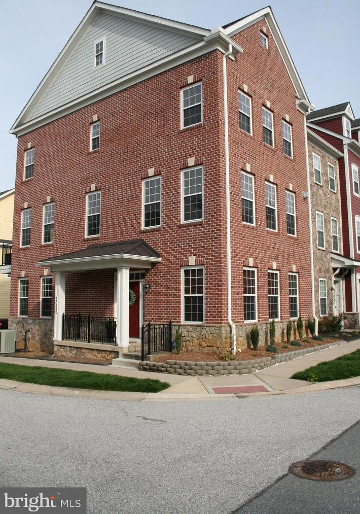 6028 Talbot Dr, Ellicott MD  21043-7186 exterior