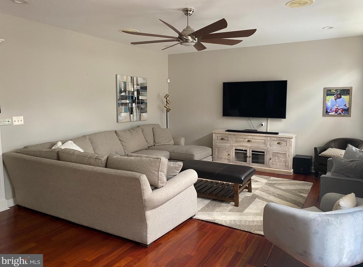 809 Linslade St, Gaithersburg MD  20878-2129 exterior