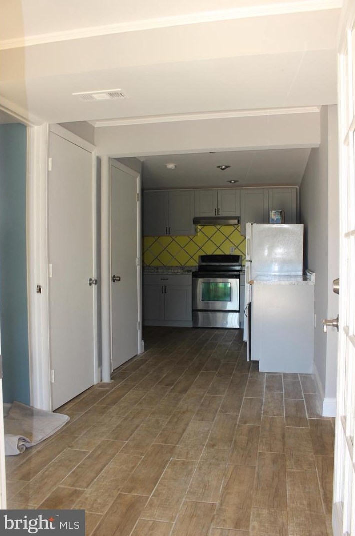19562 Ridge Heights Dr, Gaithersburg MD  20879-1664 exterior