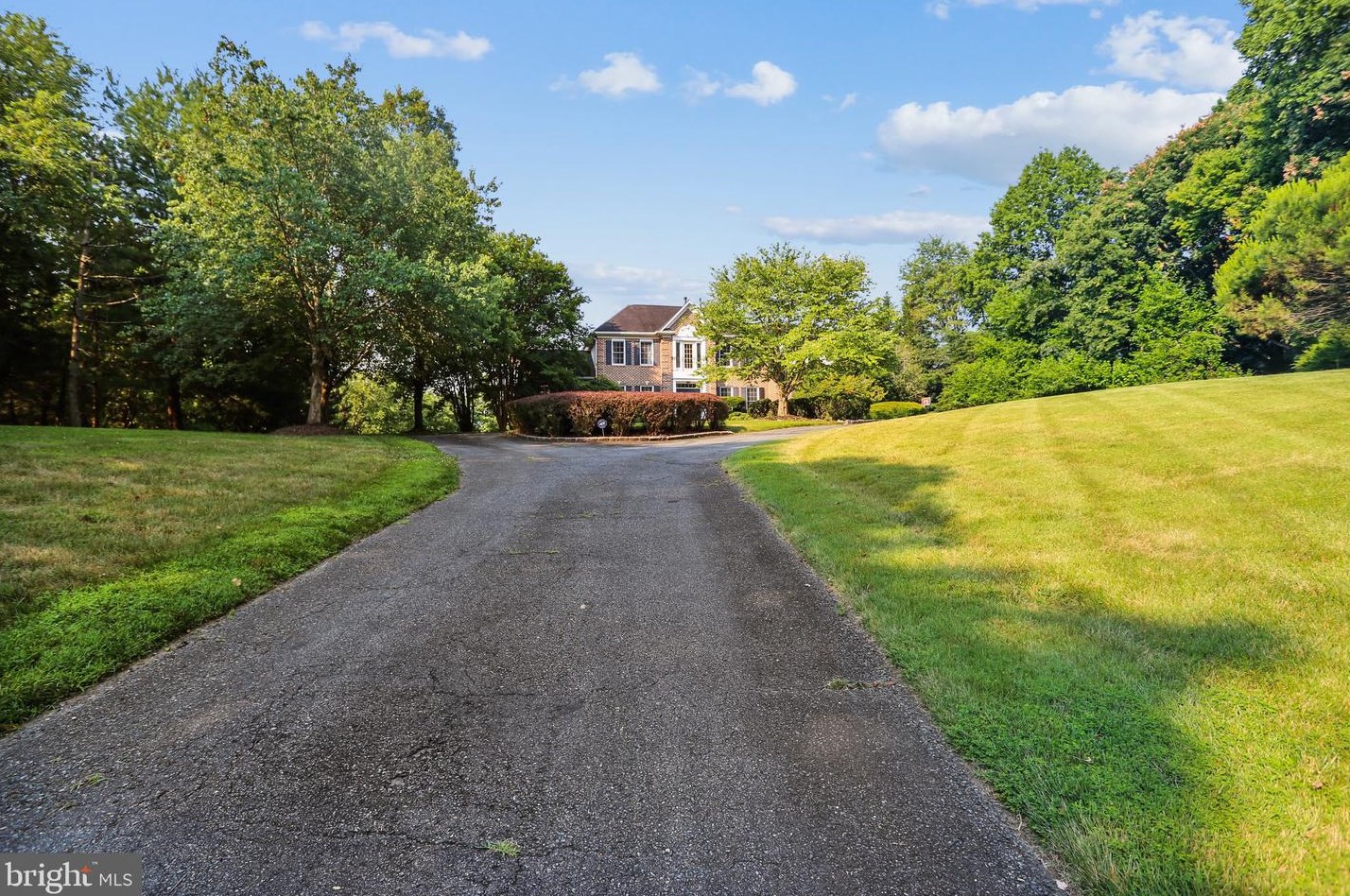 14406 Turkey Foot Rd, Gaithersburg MD 20878-3943 exterior