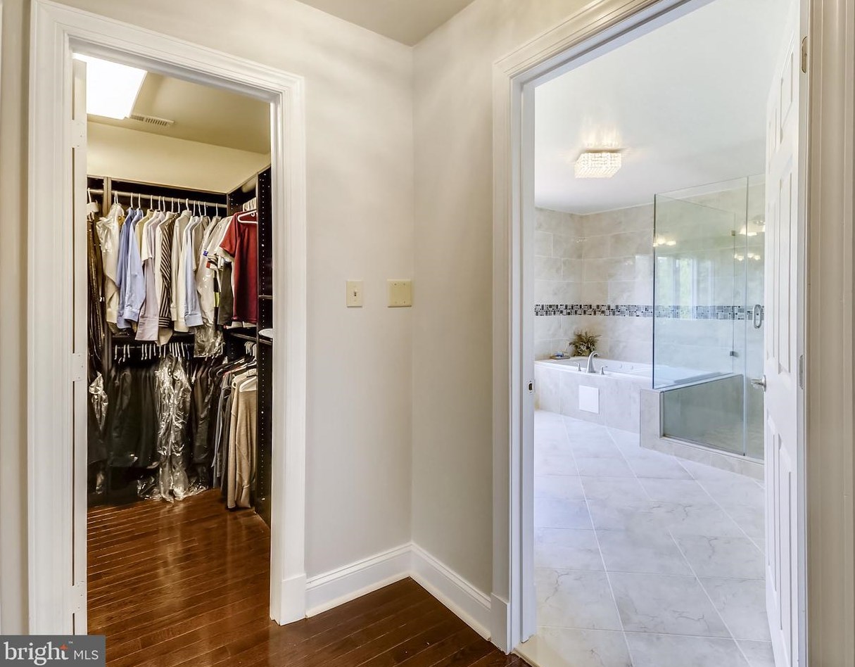 14406 Turkey Foot Rd, Gaithersburg MD 20878-3943 exterior