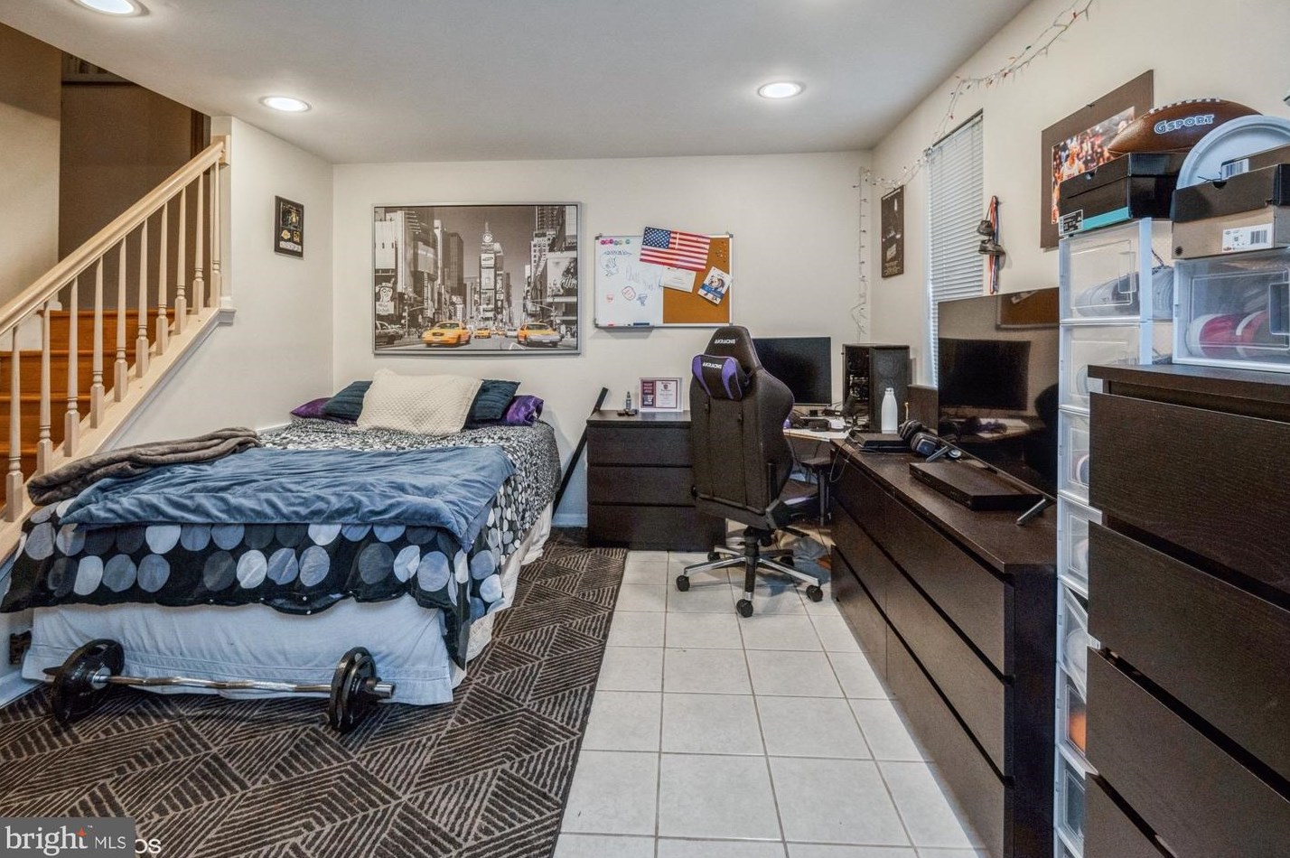 9607 Athens Pl, Gaithersburg MD  20878-5381 exterior