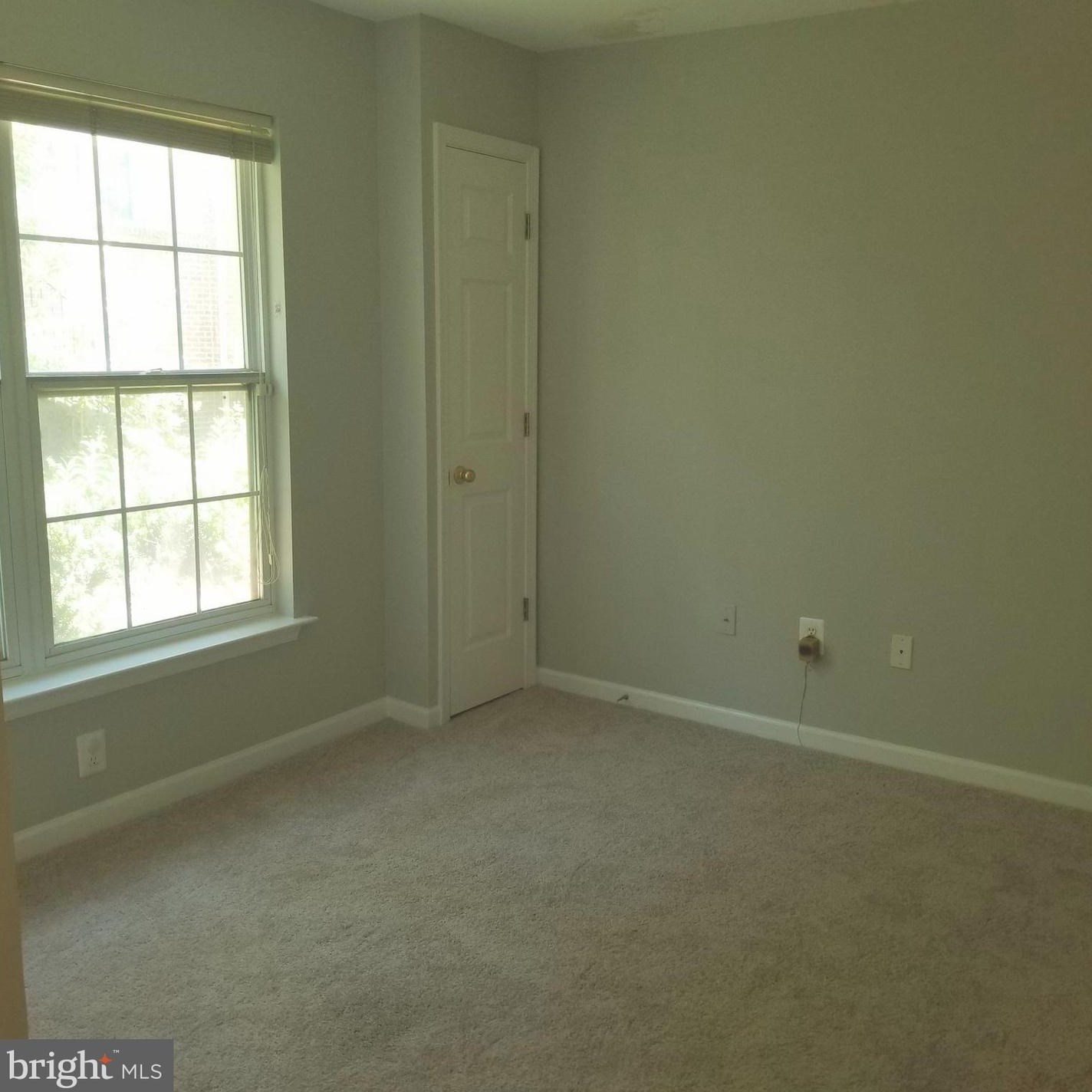 9671 Athens Pl, Gaithersburg MD  20878-5384 exterior