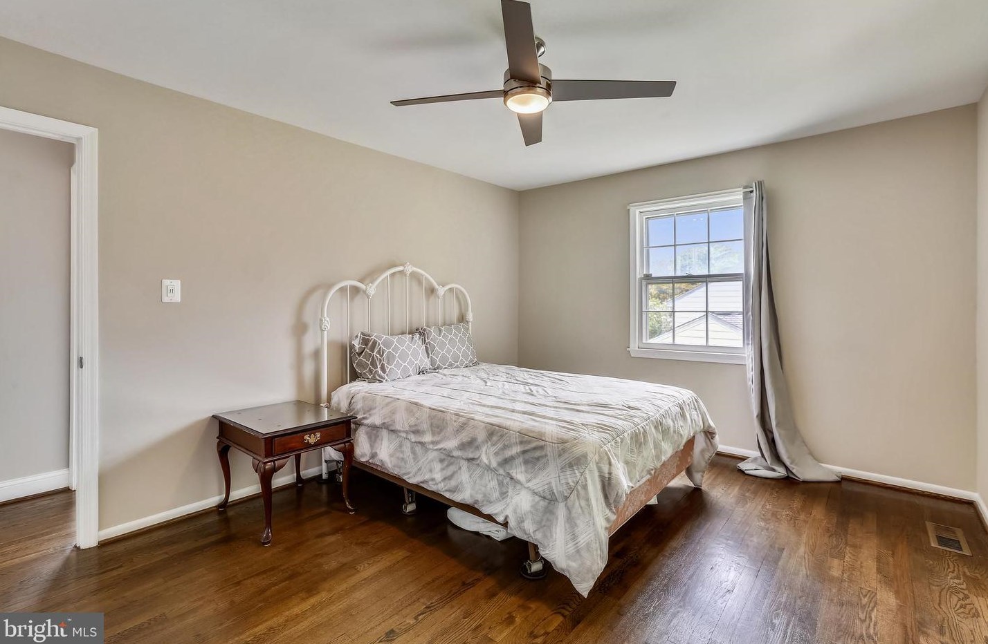 17533 Queen Elizabeth Dr, Olney MD  20832-2131 exterior