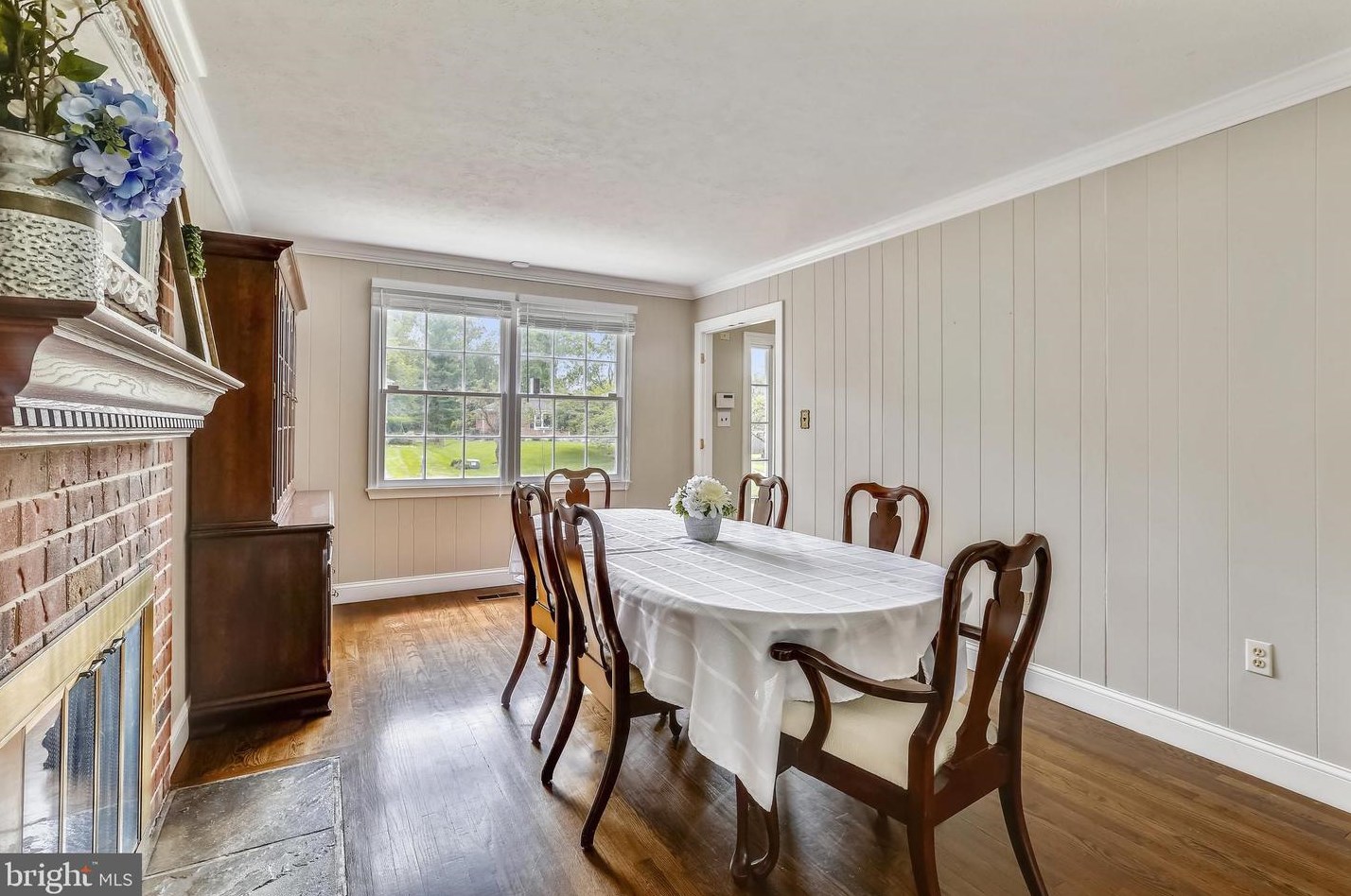 17533 Queen Elizabeth Dr, Olney MD  20832-2131 exterior