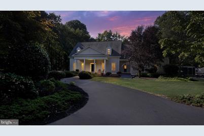 5229 Griffith Road - Photo 1