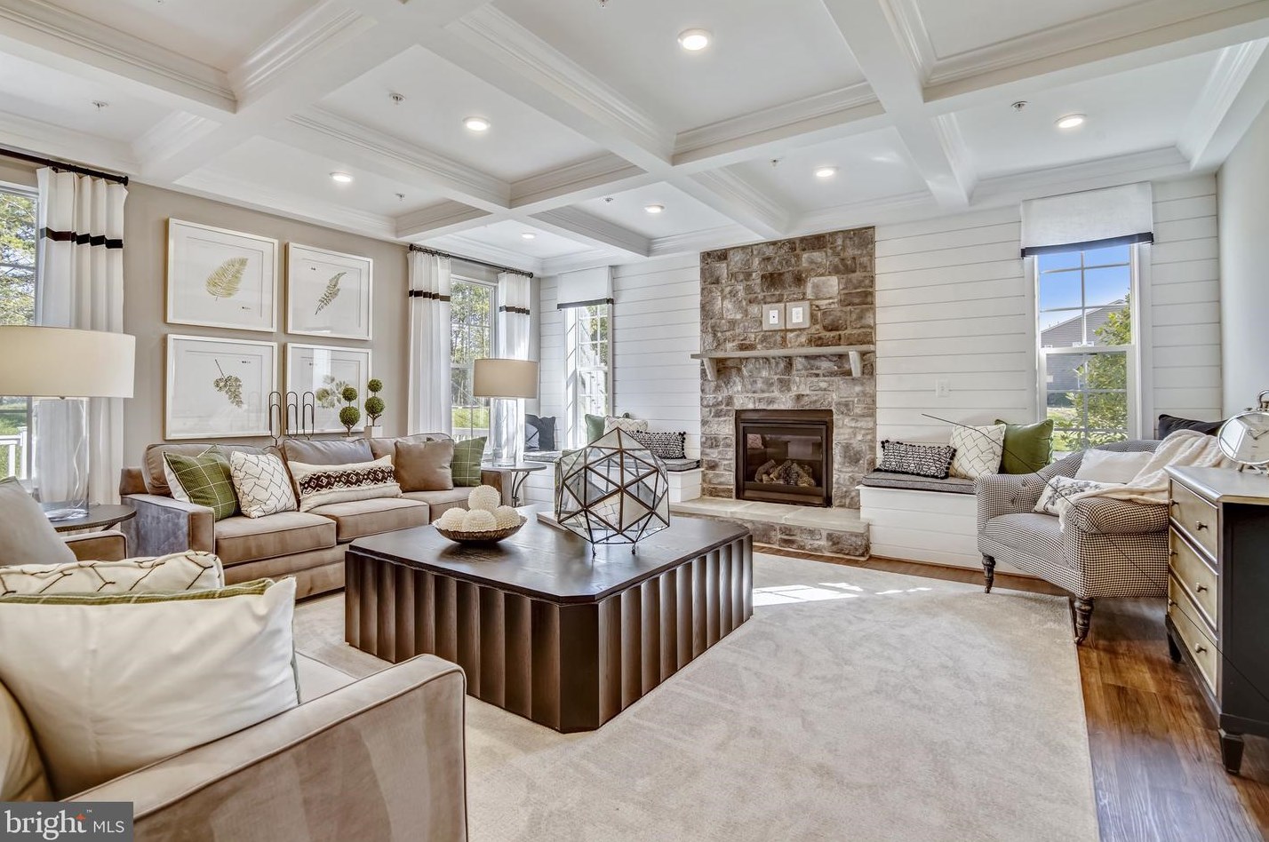 18545 Traxell Way, Gaithersburg MD  20879-1797 exterior