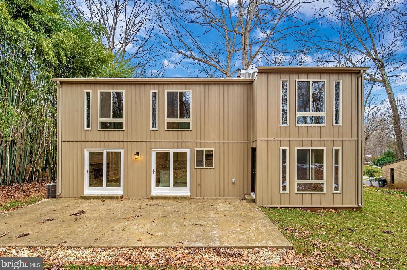 10402 Great Arbor Dr, Rockville MD  20854-4215 exterior