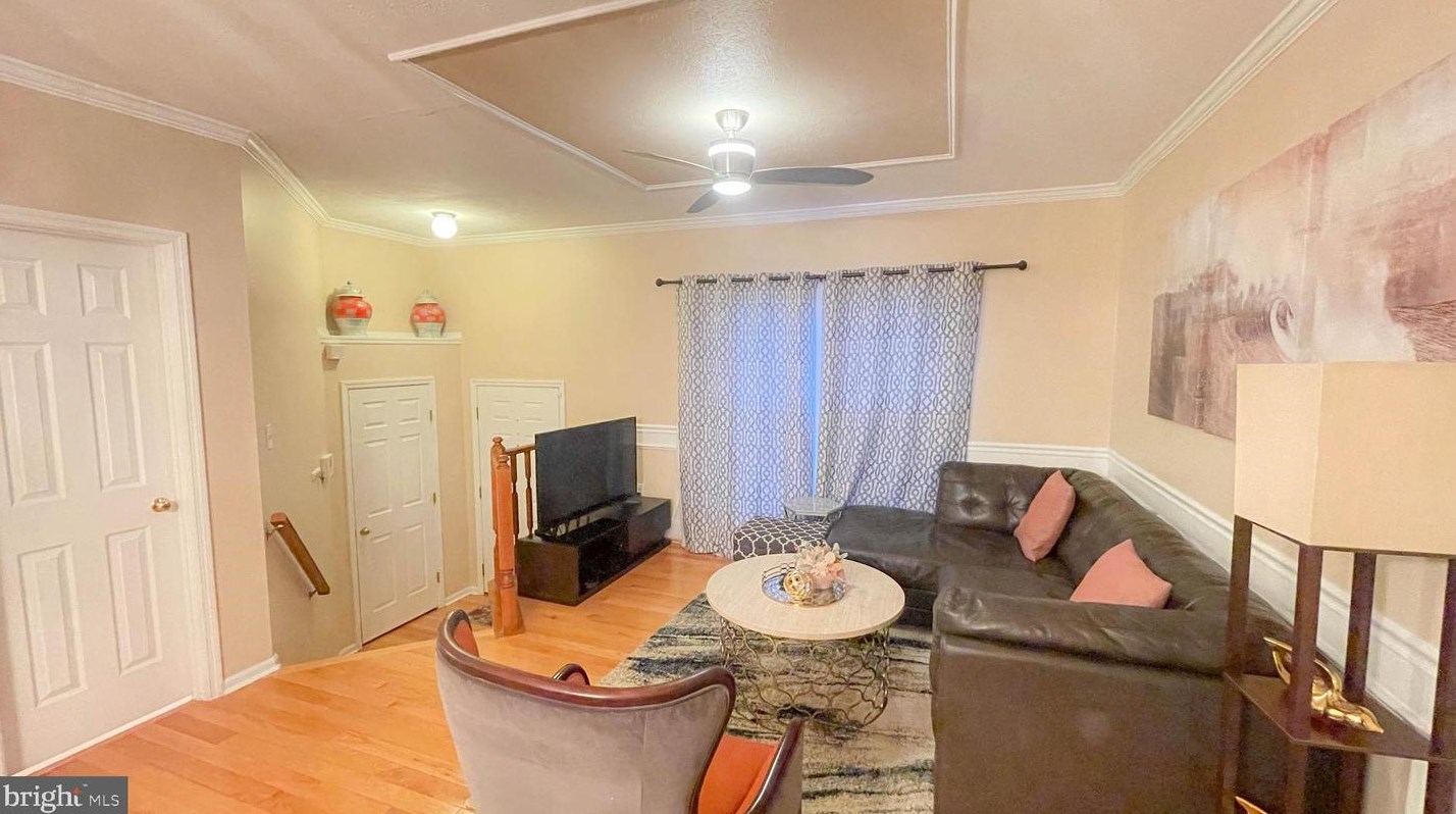 42 Beacon Hill Ct, Gaithersburg MD  20878-1962 exterior