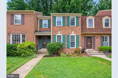 6718 Surreywood Lane - Photo 1