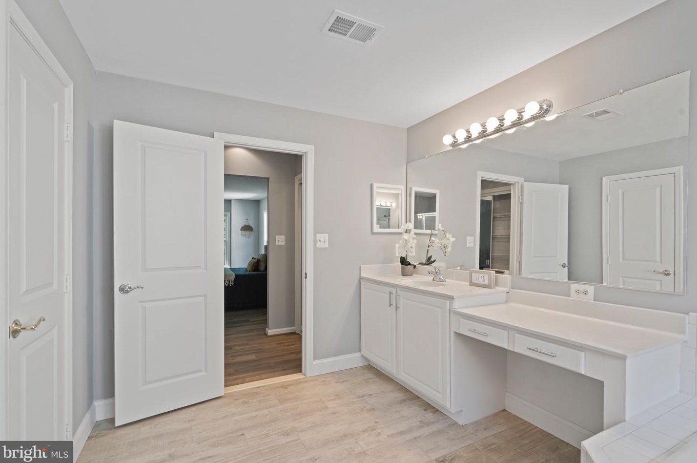 23603 Clarksmeade Dr, Clarksburg MD  20871-4312 exterior