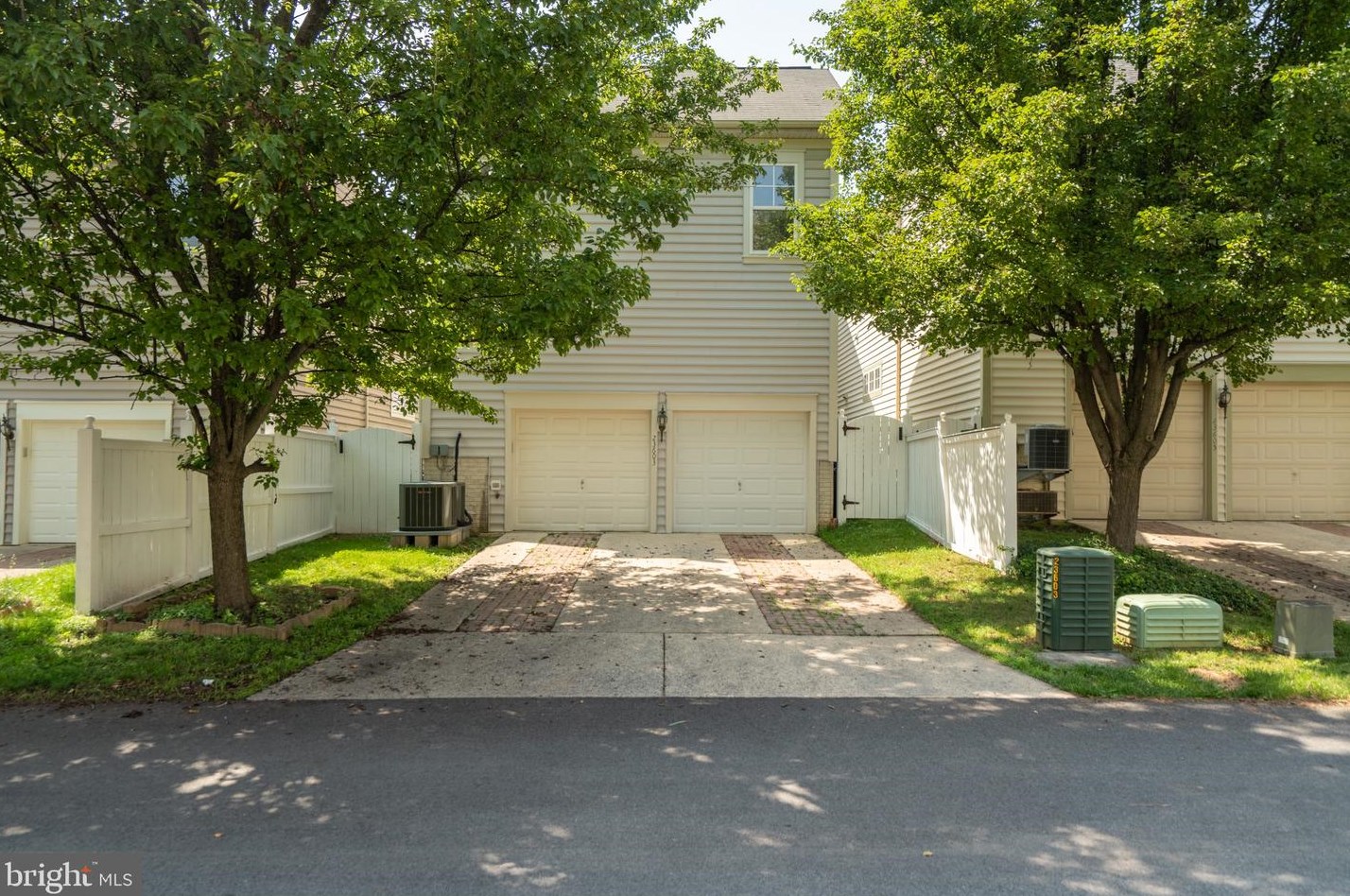 23603 Clarksmeade Dr, Clarksburg MD  20871-4312 exterior