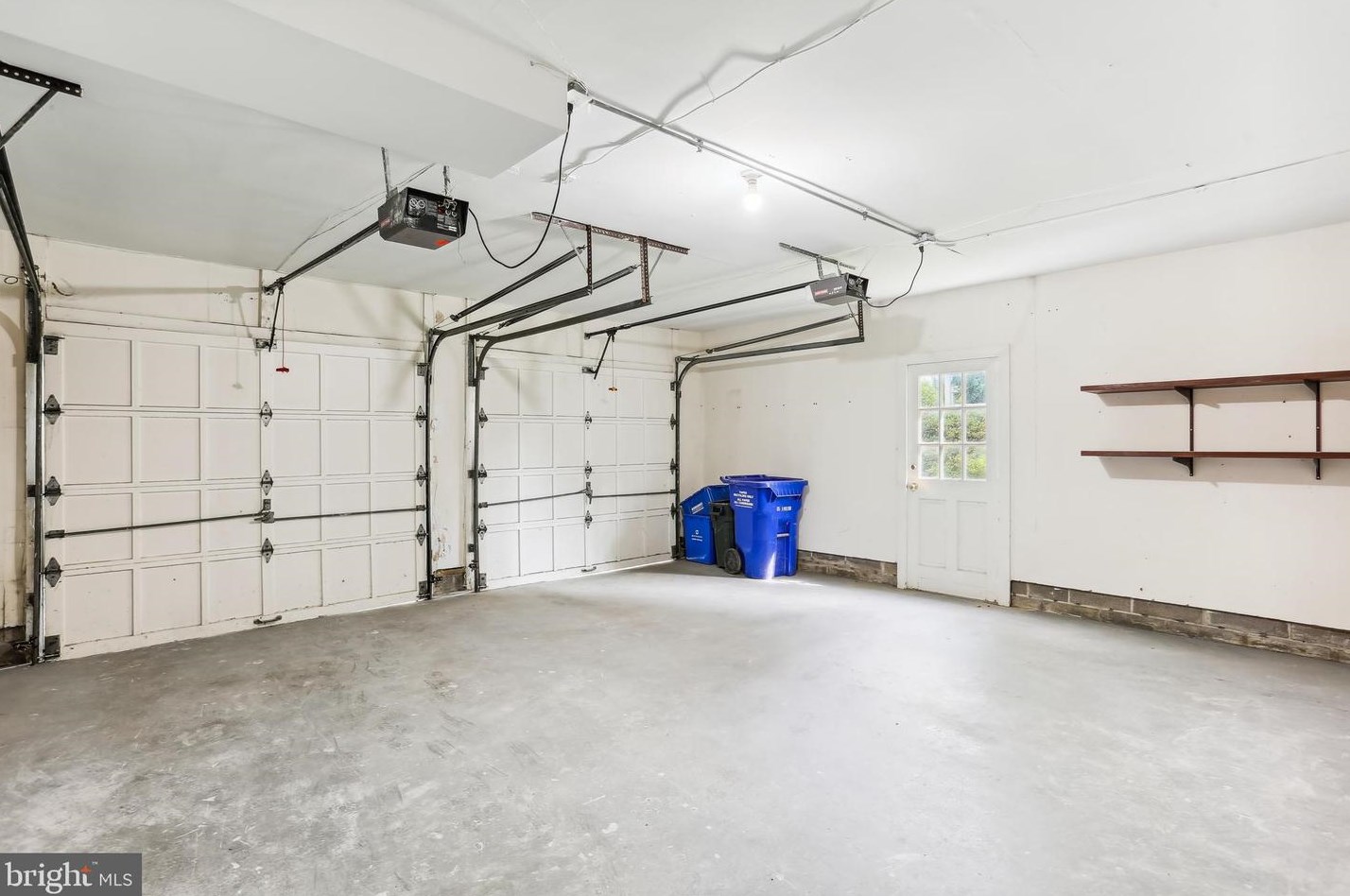 9764 Whetstone Dr, Gaithersburg MD 20886-3120 exterior