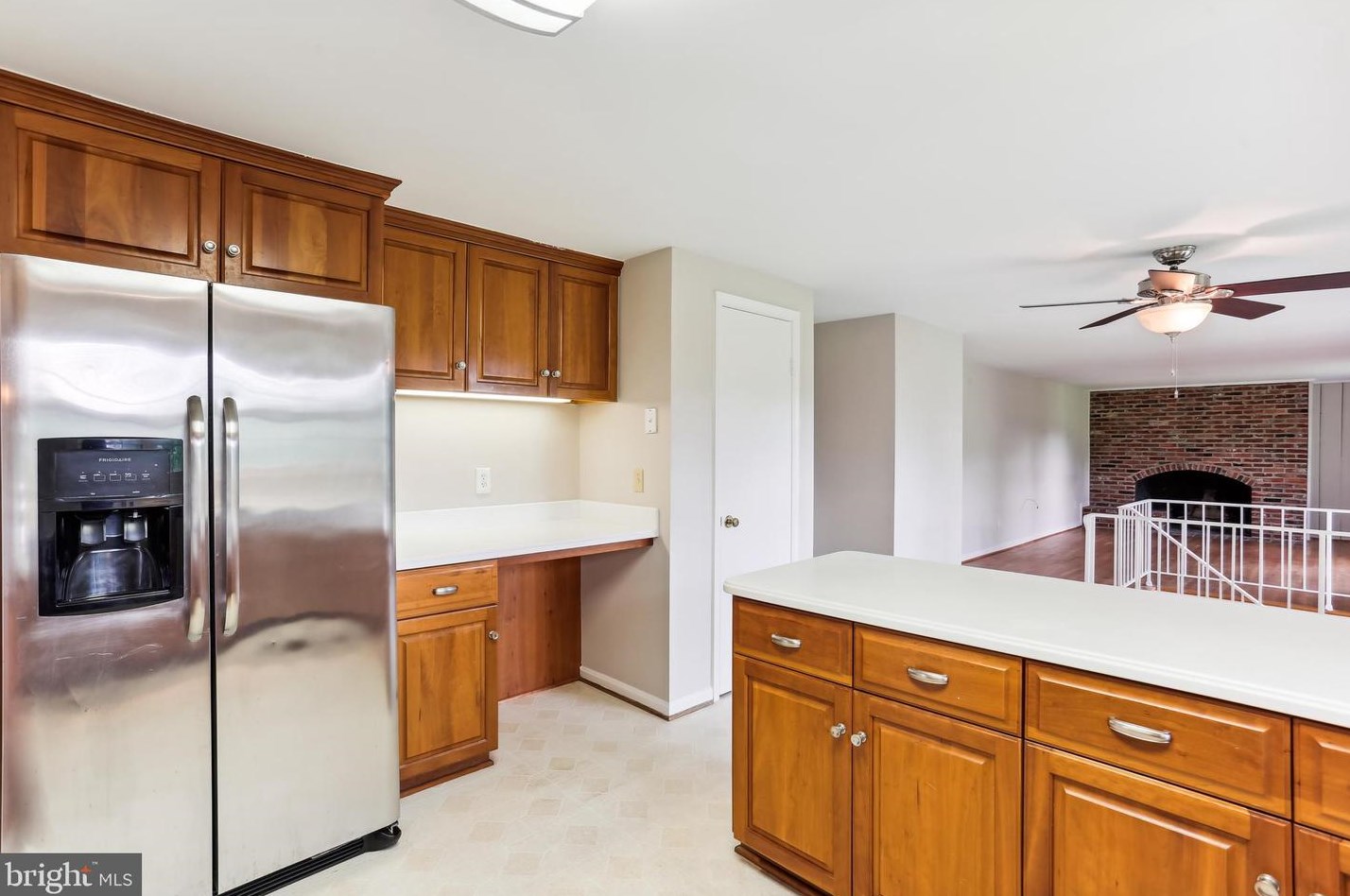 9764 Whetstone Dr, Gaithersburg MD 20886-3120 exterior