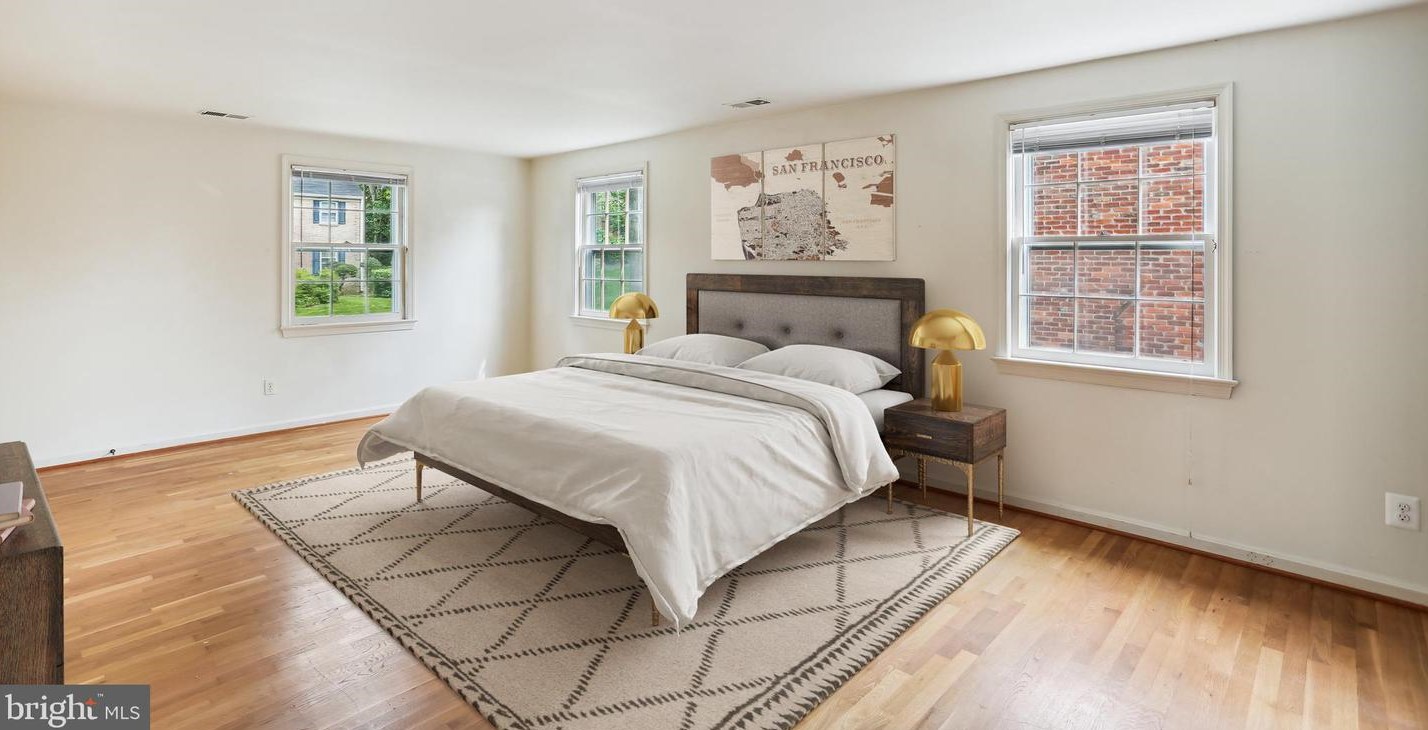 9764 Whetstone Dr, Gaithersburg MD 20886-3120 exterior