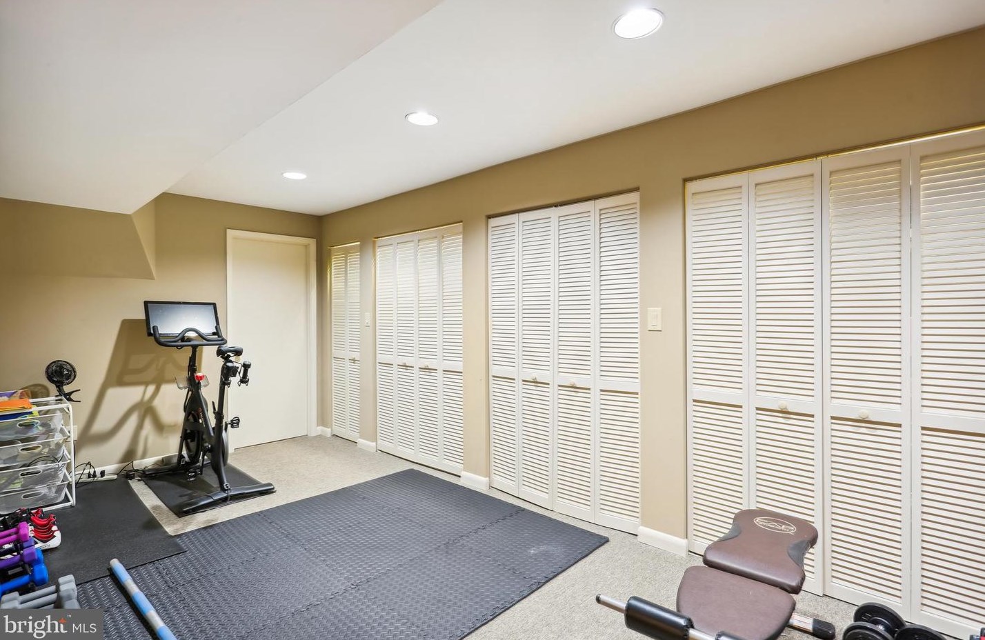 11104 Freas Dr, Gaithersburg MD 20878-2510 exterior