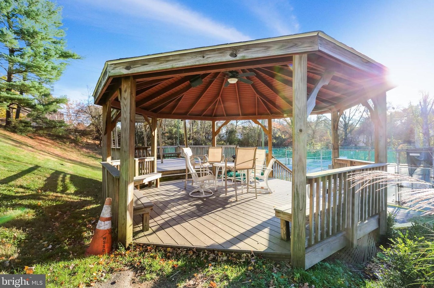 11104 Freas Dr, Gaithersburg MD 20878-2510 exterior