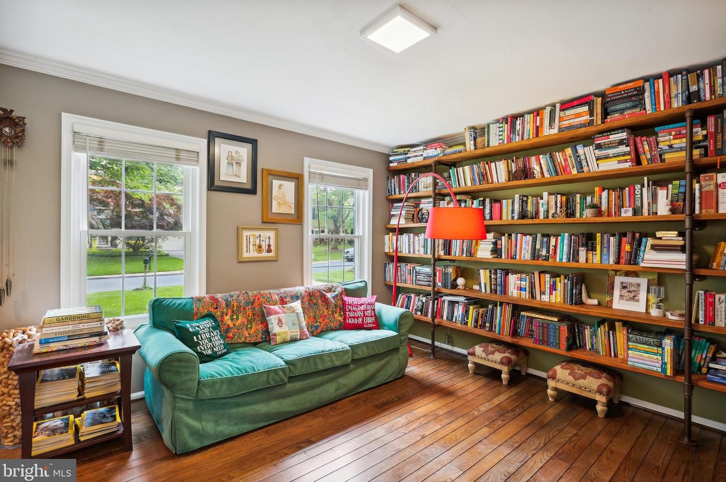 11104 Freas Dr, Gaithersburg MD 20878-2510 exterior