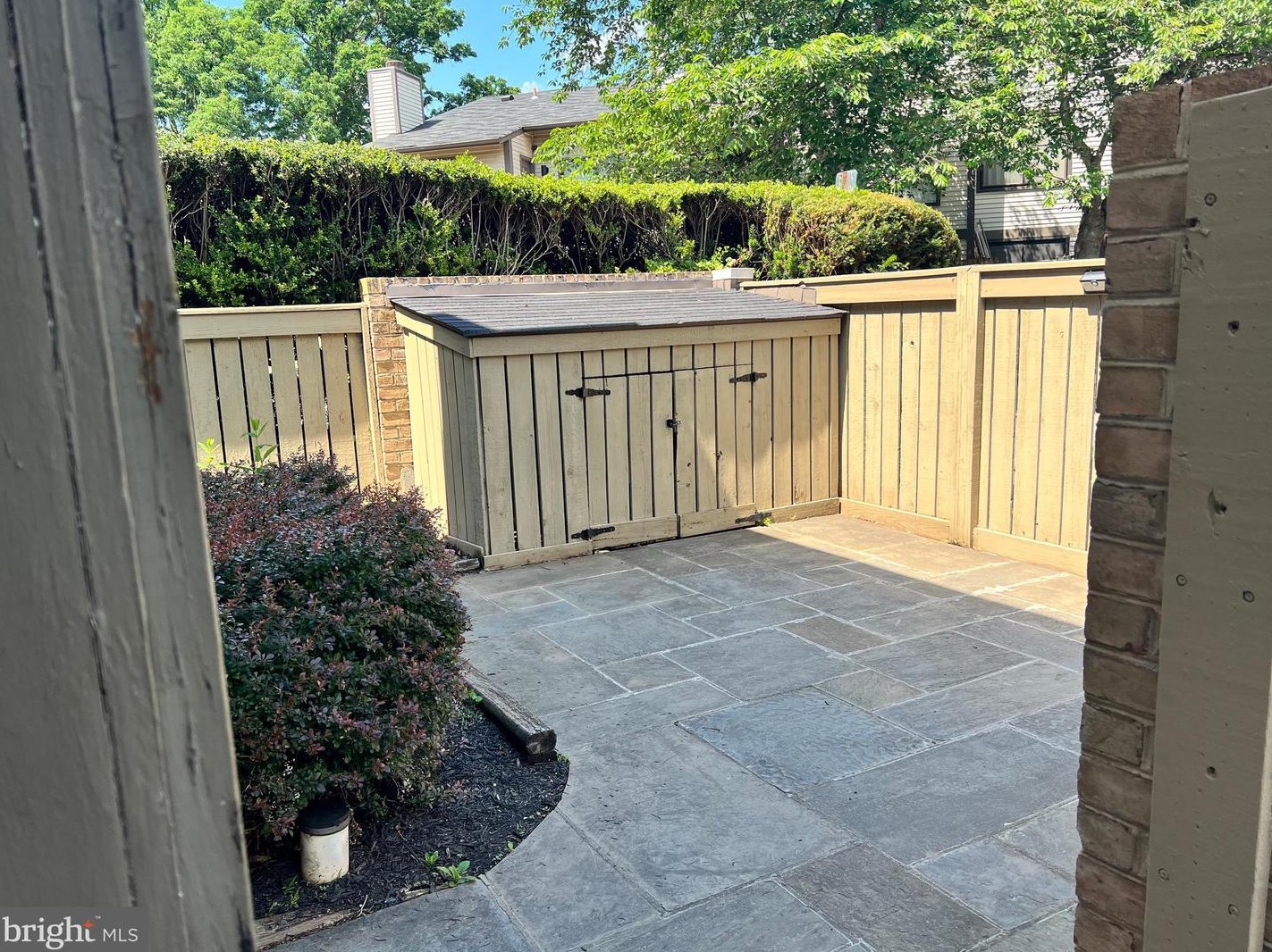 9520 Tunstall Pl, Gaithersburg MD  20886-0482 exterior