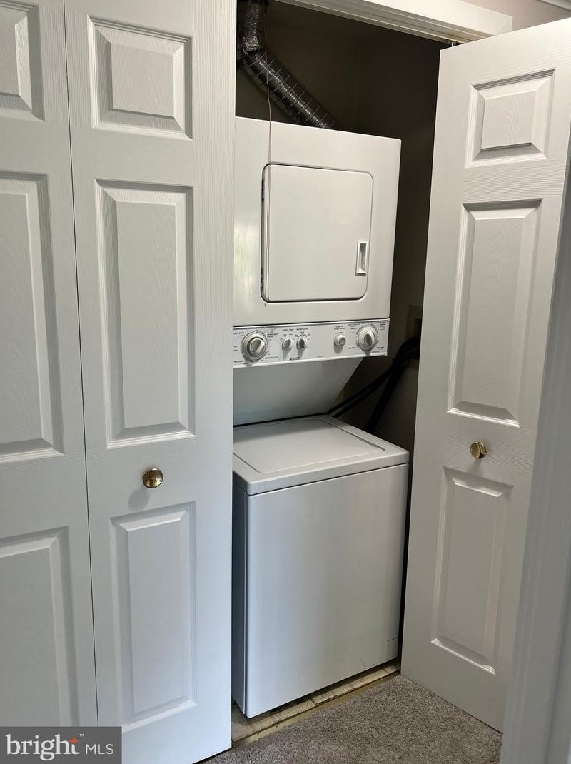 9520 Tunstall Pl, Gaithersburg MD  20886-0482 exterior