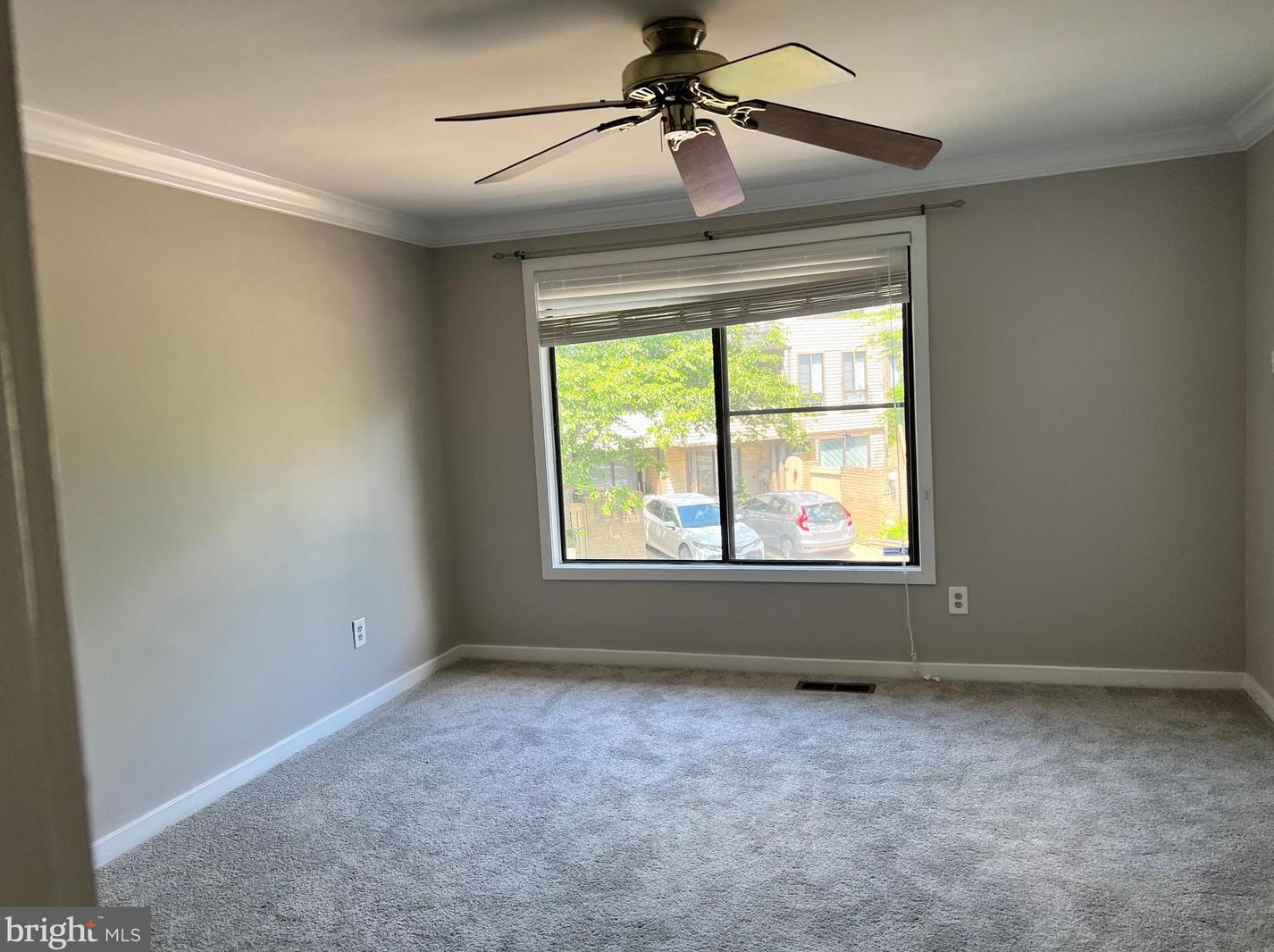 9520 Tunstall Pl, Gaithersburg MD  20886-0482 exterior