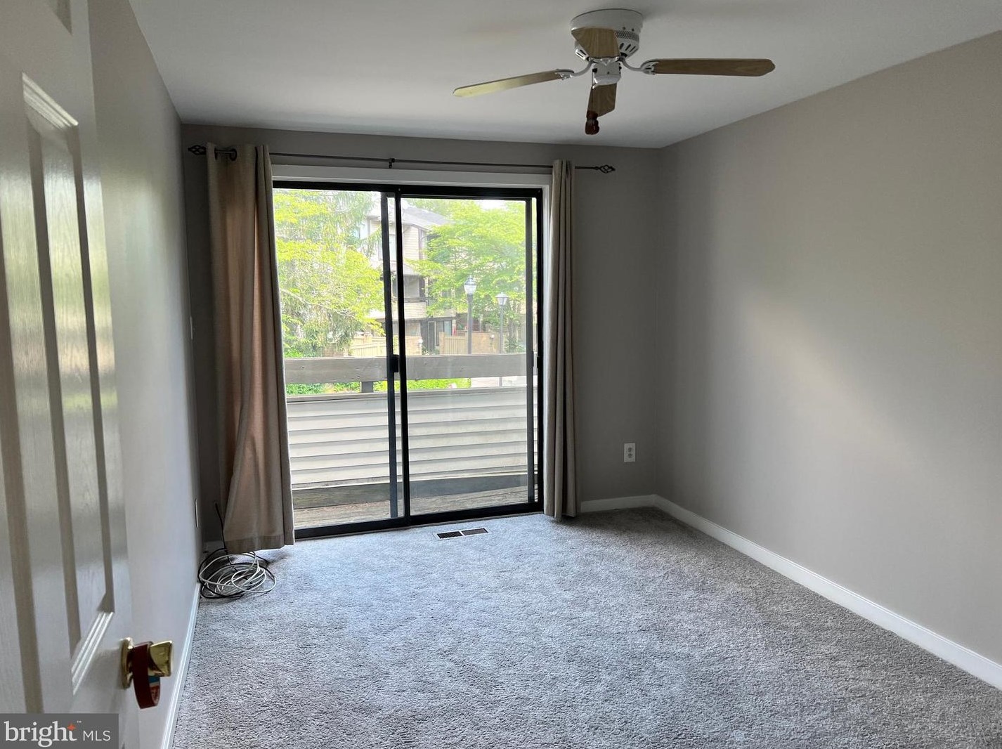 9520 Tunstall Pl, Gaithersburg MD  20886-0482 exterior