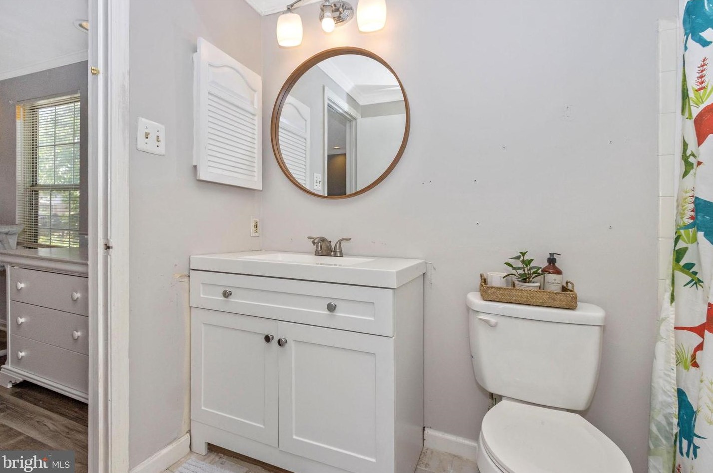 9245 Broadwater Dr, Gaithersburg MD  20879-2170 exterior