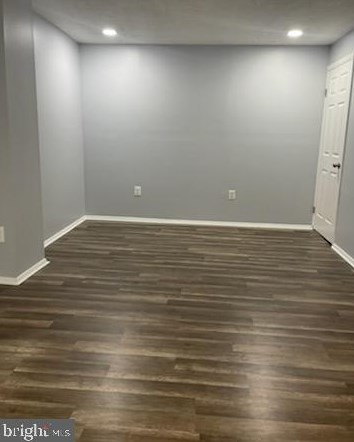 10235 Millstream Dr, Gaithersburg MD  20886-1053 exterior