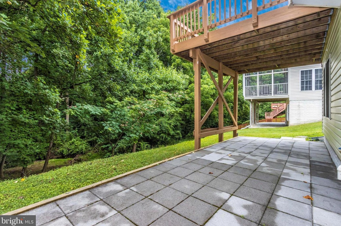 6 Sykes St, Gaithersburg MD  20877-3536 exterior