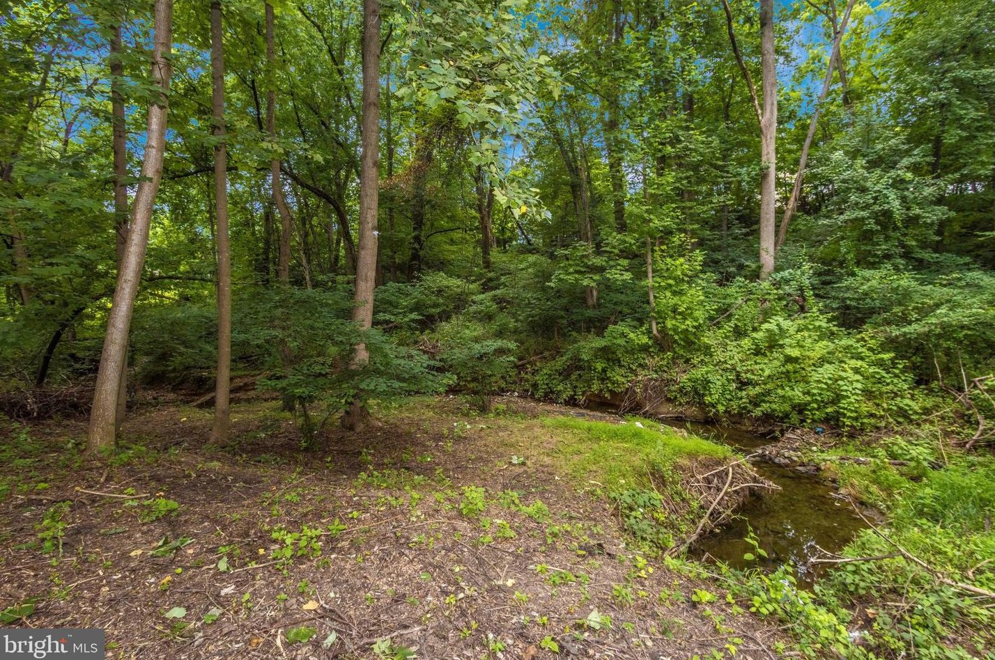 6 Sykes St, Gaithersburg MD  20877-3536 exterior