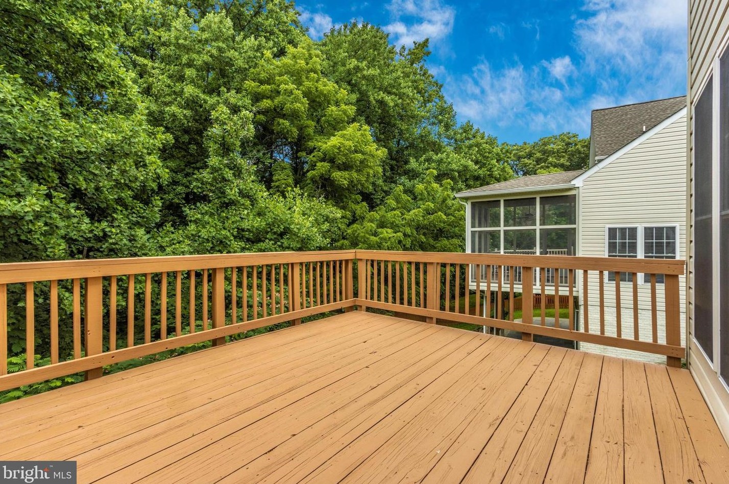 6 Sykes St, Gaithersburg MD  20877-3536 exterior