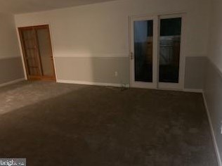 7645 Laytonia Dr, Gaithersburg MD  20877-3855 exterior