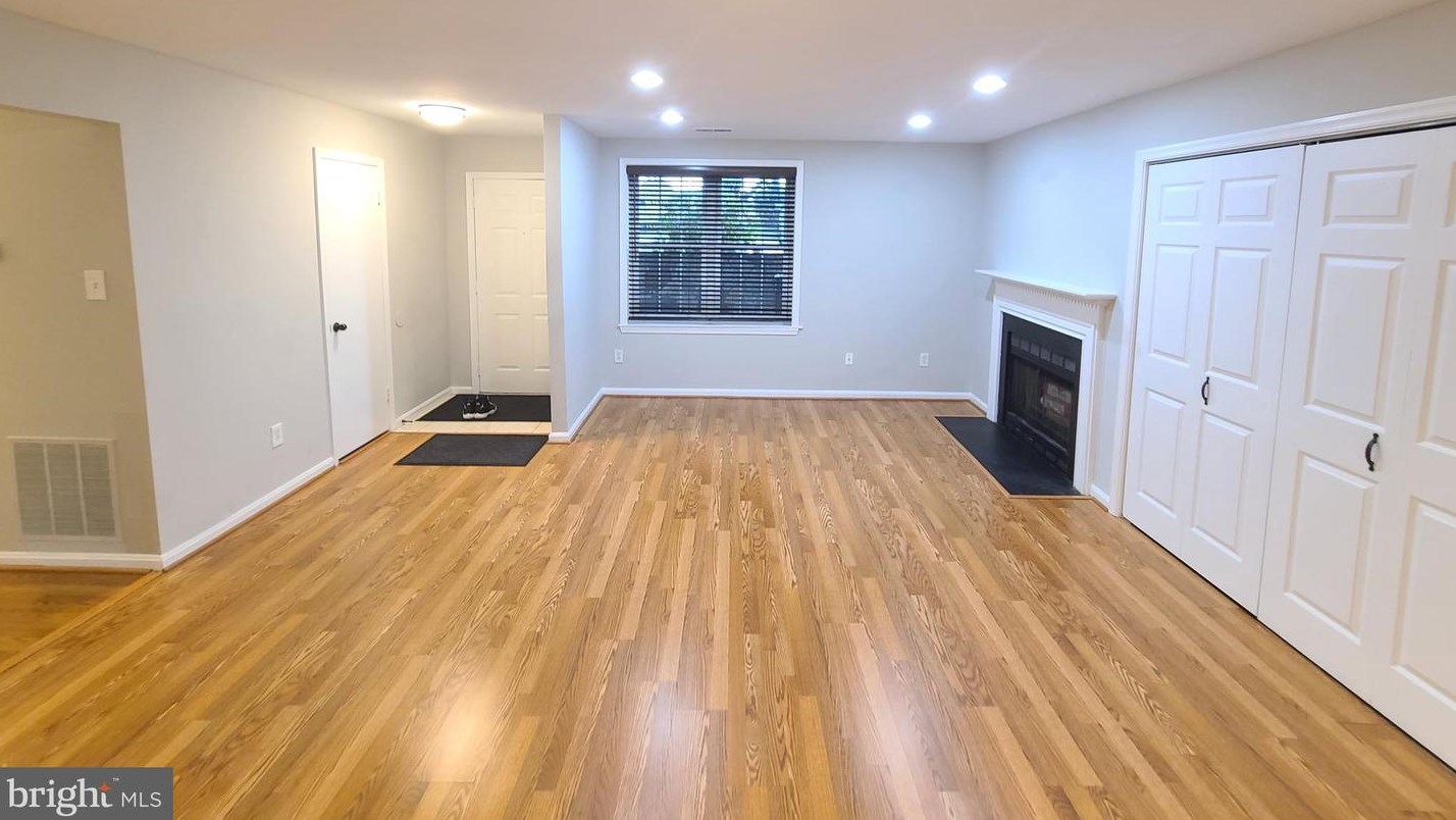144 Crossbow Ln, Gaithersburg MD  20878-2750 exterior