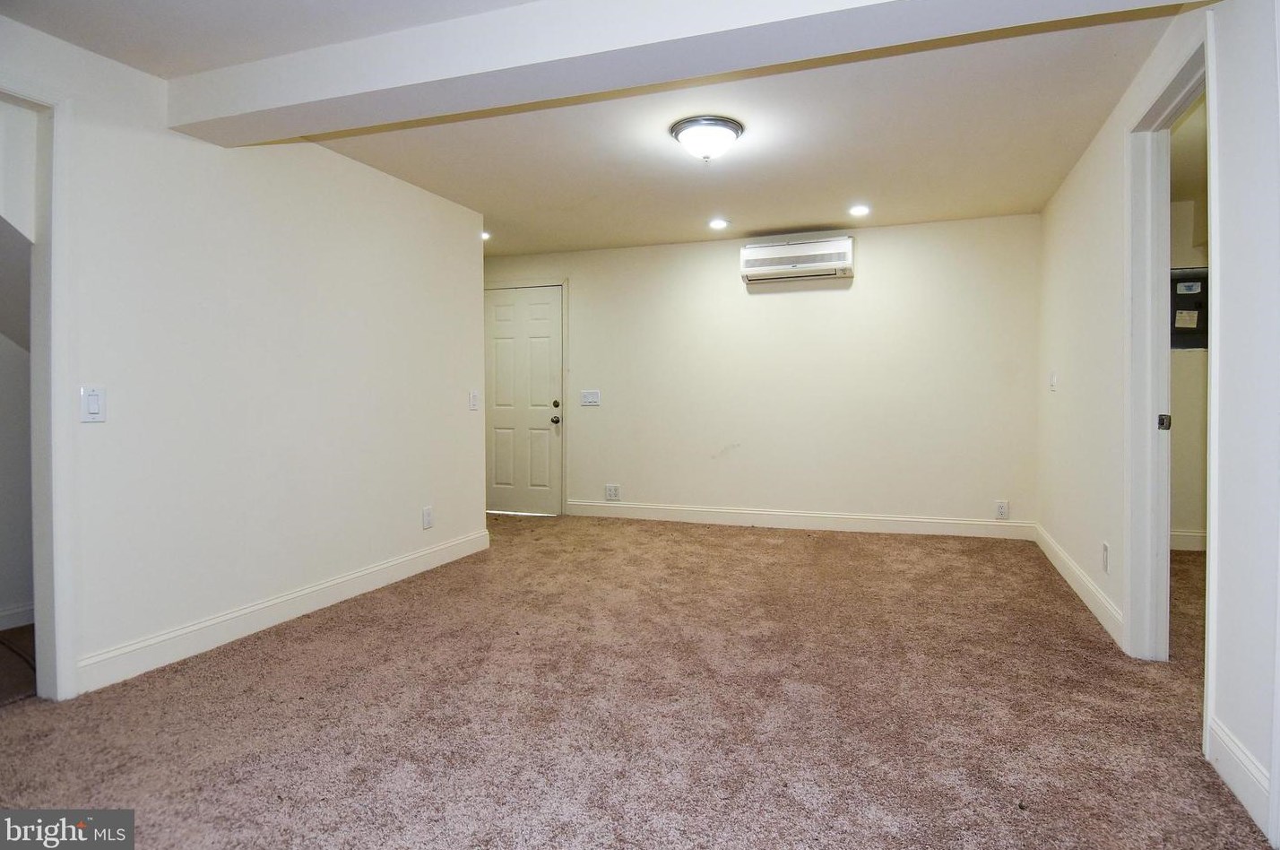 7520 Hawkins Creamery Rd, Gaithersburg MD 20882-3512 exterior