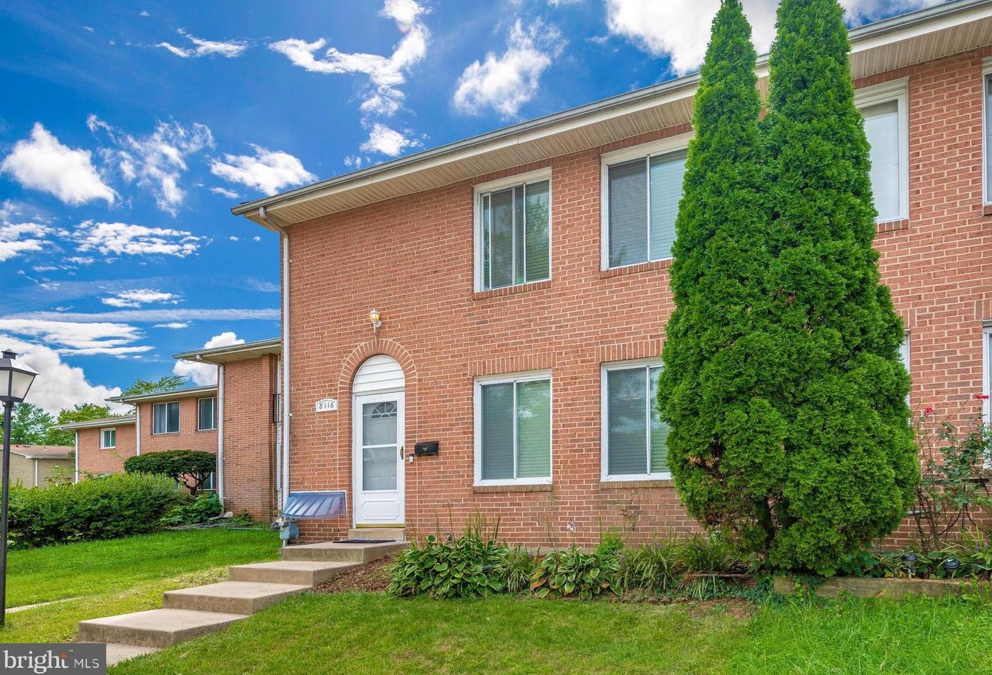 8116 Fallow Dr, Gaithersburg MD  20877-1105 exterior