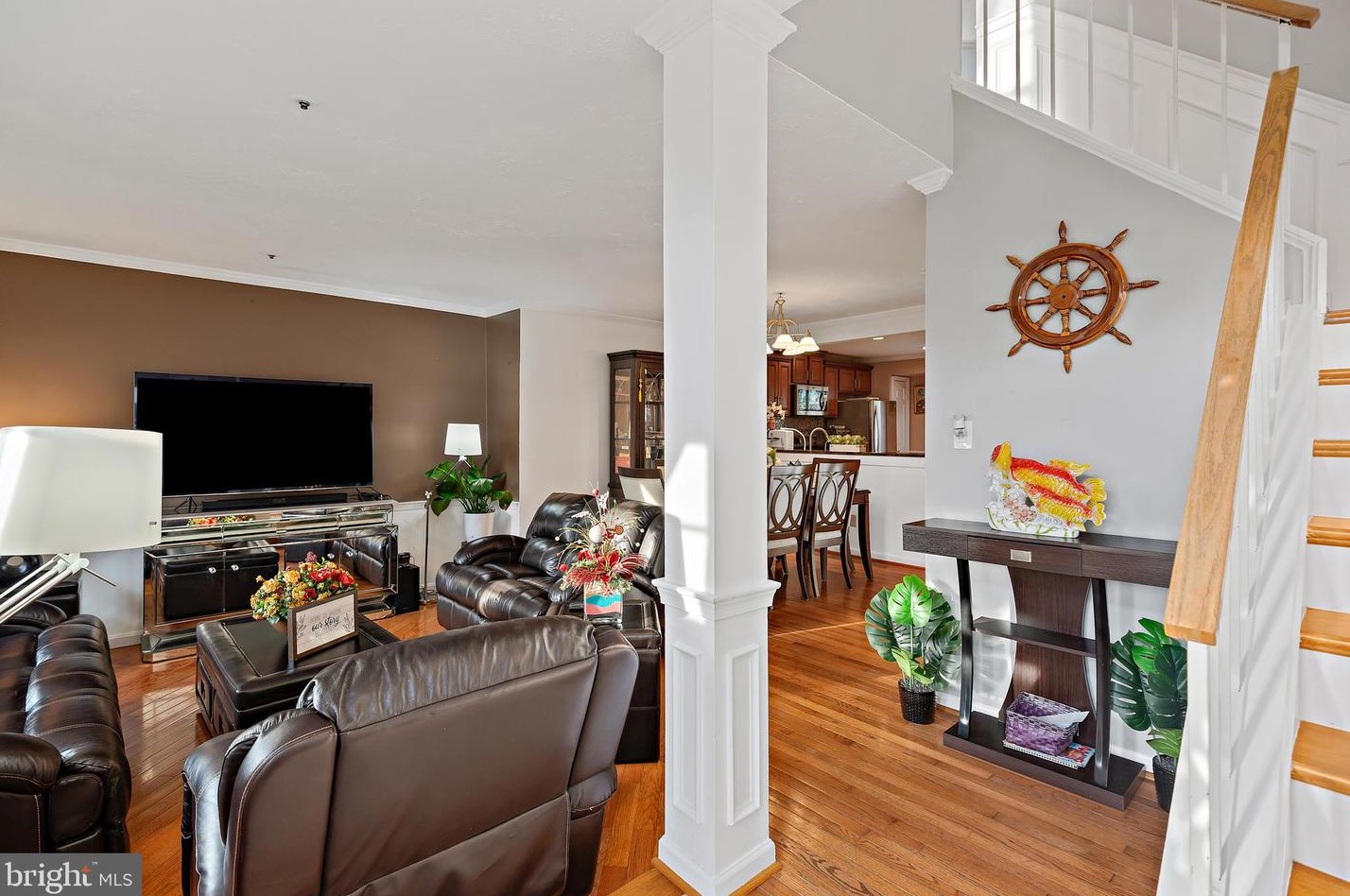 8465 Meadow Green Way, Gaithersburg MD  20877-3728 exterior